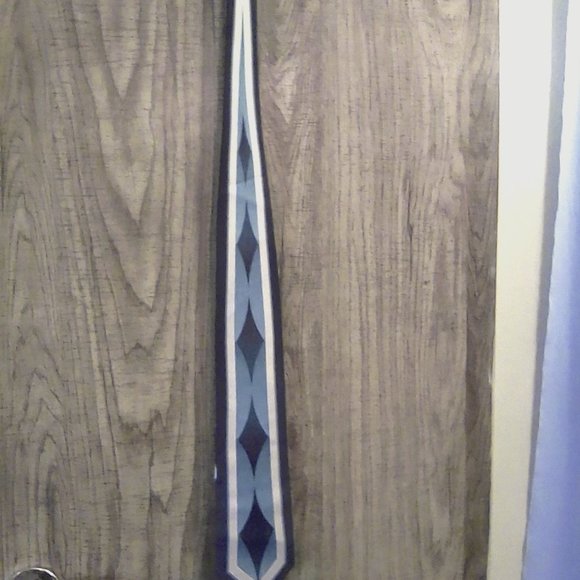 Bruno Conte Mens Tie, and pocket square New without tags - Picture 2 of 4